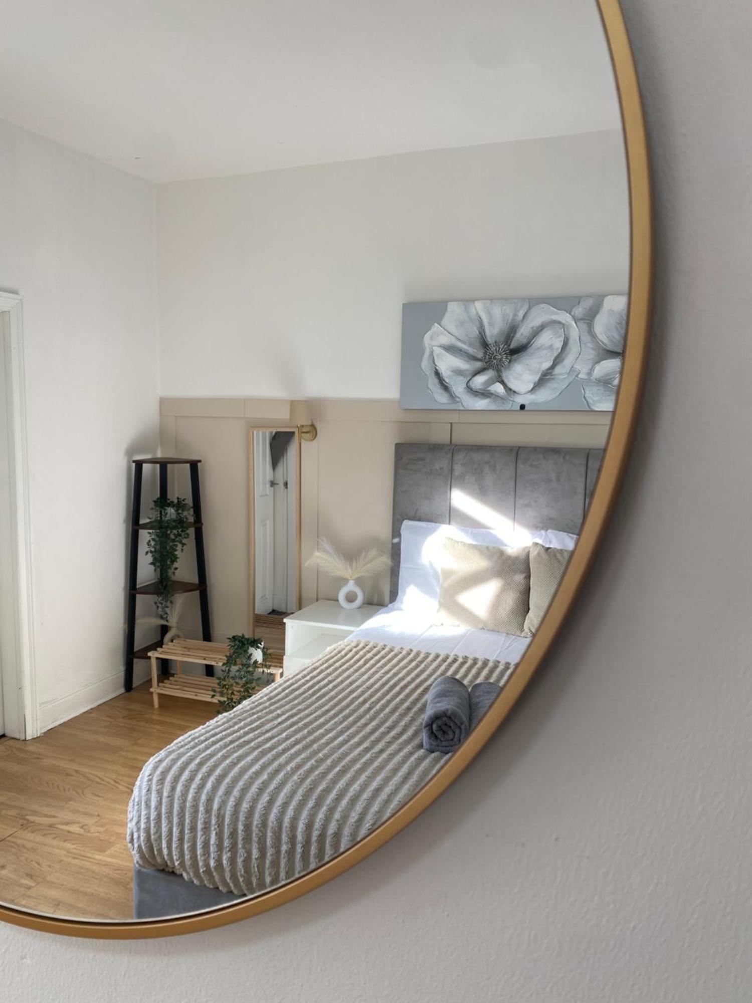 מנצ'סטר Modern Townhouse-Free Parking-Games Room-Fast W-Ifi מראה חיצוני תמונה